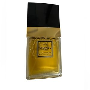 Chanel No5 perfume
